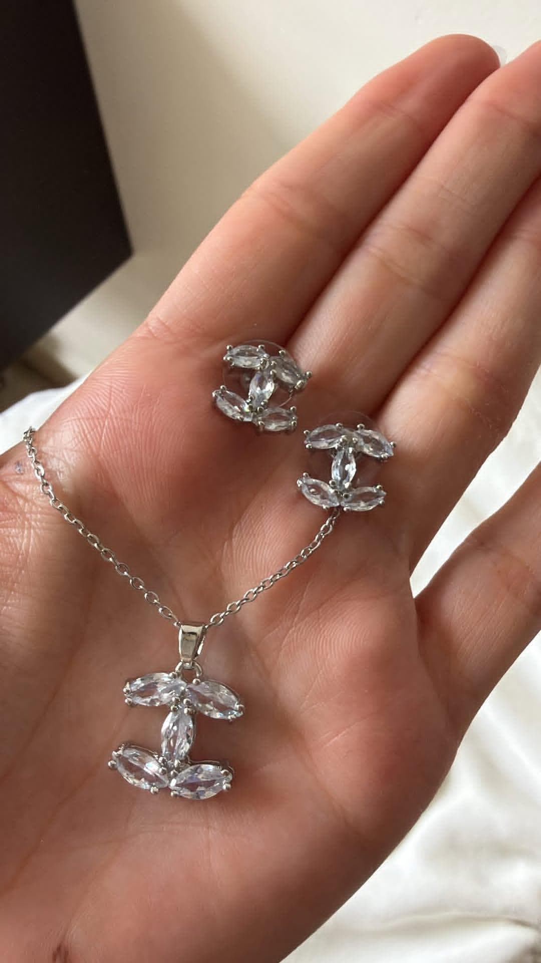 Chanel set necklace + earrings