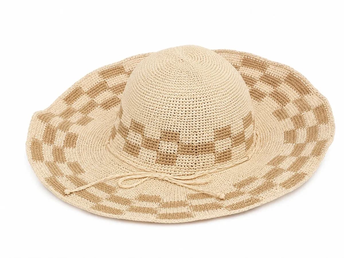 Luna Beach hat