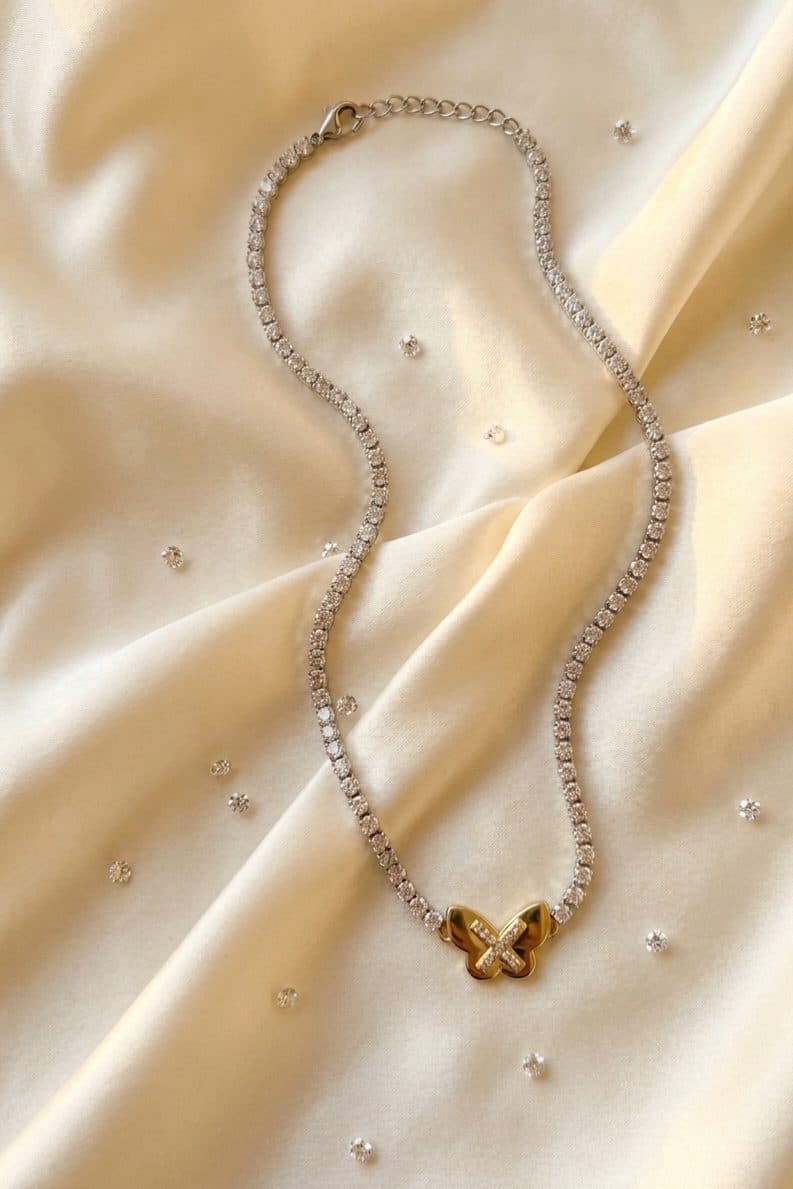 The butterfly zikron necklace